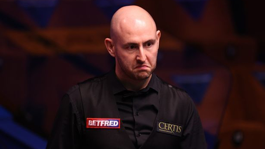 而拜仁尽管 而拜仁尽管